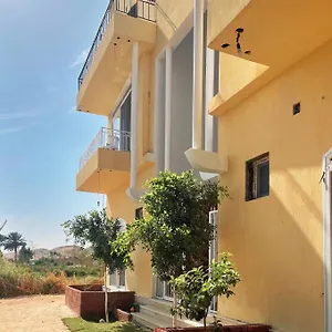  Maison d'hôtes Karima House